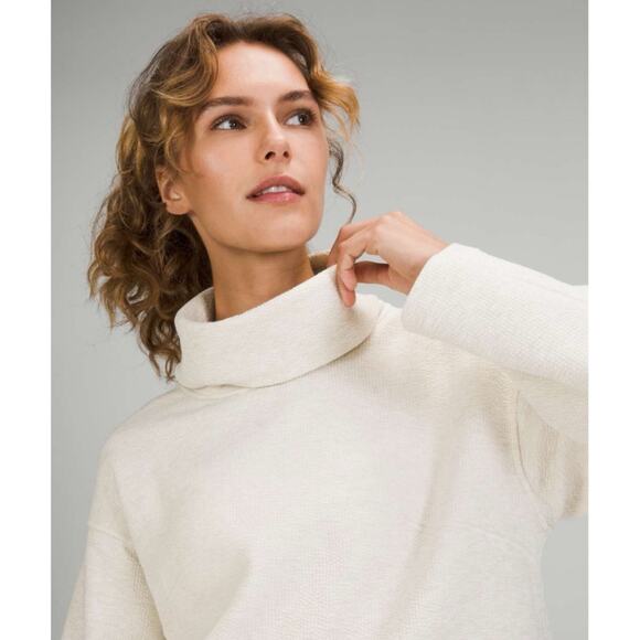 Lululemon Ribbed Funnel Neck Pullover Heathered White Opal Cropped - Picture 5 of 8